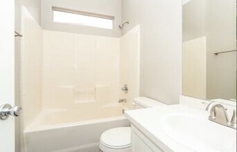 Building Photo - 1117 Cove Palisades Dr