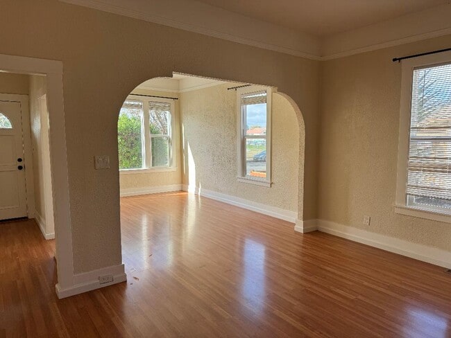 Living Room - 245 Maple St
