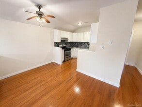 Building Photo - 162-21 N Conduit Ave