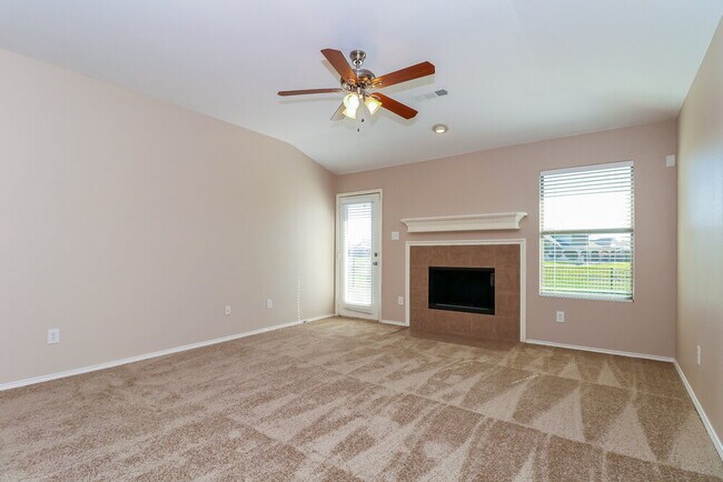Foto del edificio - 7307 Fossil Creek Dr