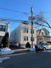 Building Photo - 122 Buffalo Ave