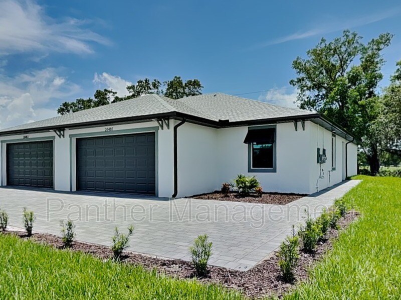 Foto principal - 26483 Explorer Rd