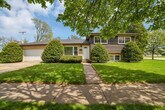 Primary Photo - 471 Forest Preserve Dr