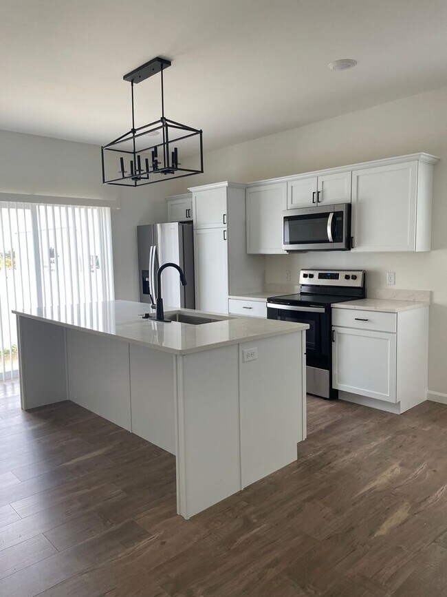 Foto del edificio - 2558/2562 Granite Drive NW
