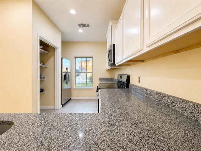 Foto del edificio - 5945 Obsidian Creek Dr