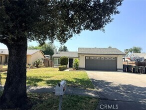 Building Photo - 1309 Hunter Dr
