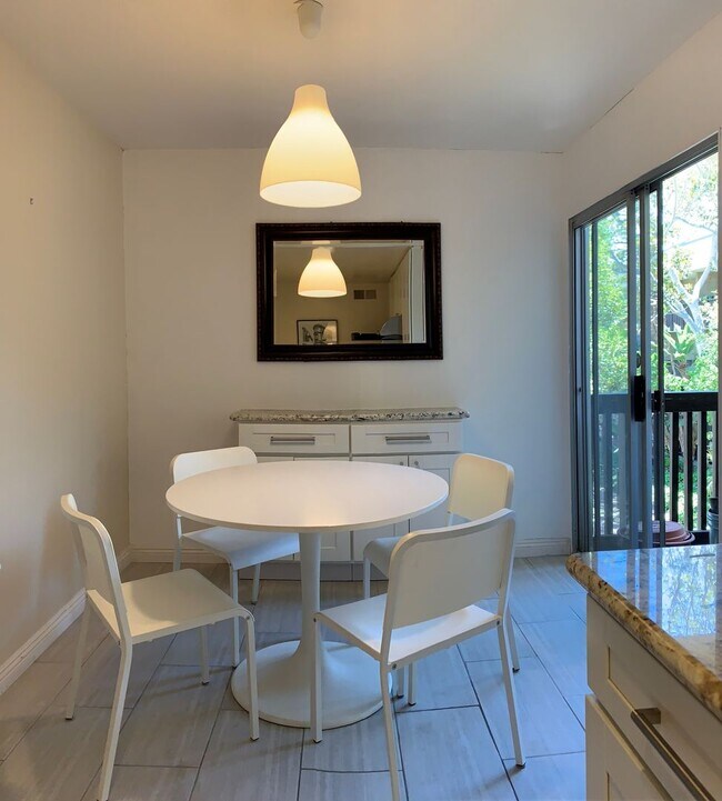 Foto del edificio - Condo in the Heart of Mission Valley!