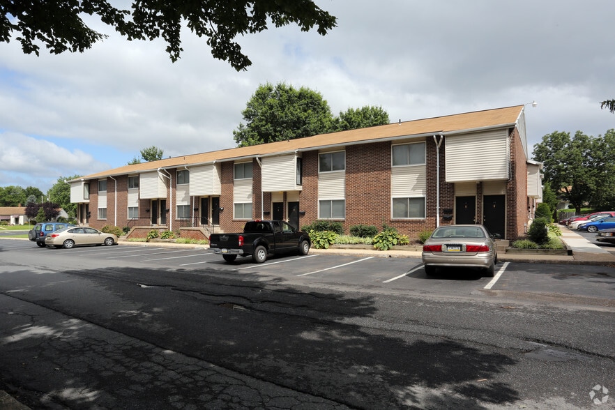 The Pines Rentals Harrisburg, PA