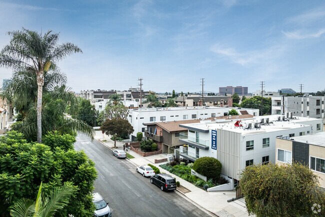 Contexto - MySuite at Cara Co-Living