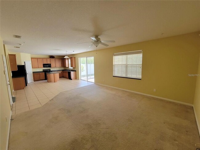 Building Photo - 9722 Moss Rose Way