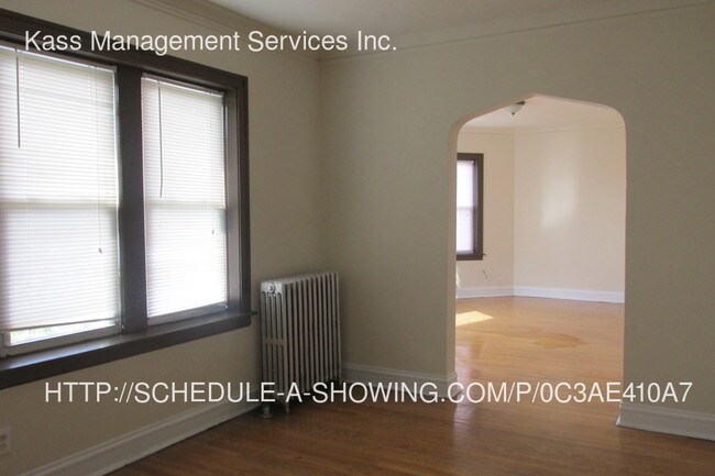 Building Photo - 6319 S California