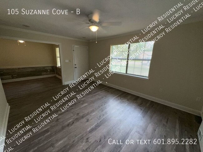 Foto del edificio - 105 Suzanne Cove