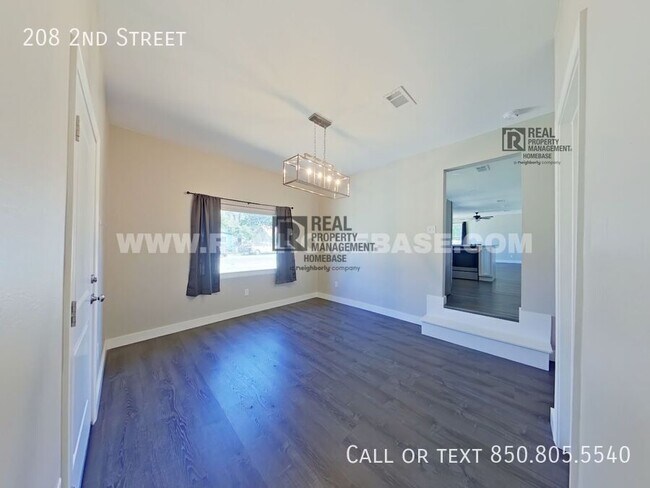 Foto del edificio - 208 2nd St