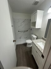 Building Photo - 709 Skylark Rd Building Photo - 709 Skylark Rd