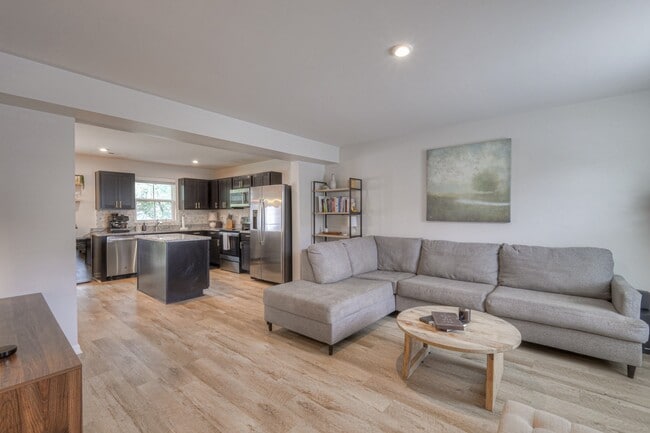 Photo - 2935 Winterberry Dr Townhome