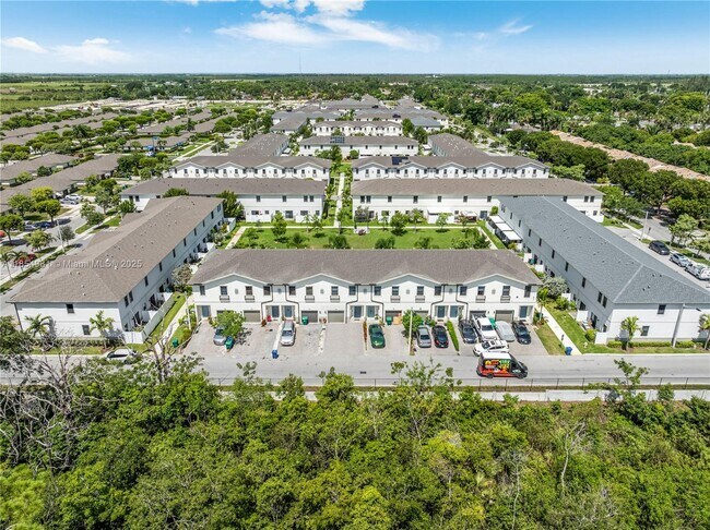 Foto del edificio - 1150 SW 6th Ave