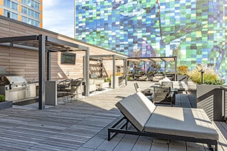 Building Photo - The Harlo