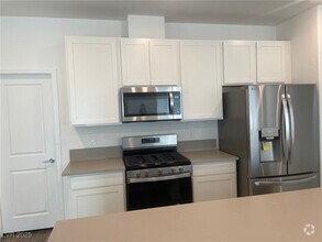 Building Photo - 5749 Avondale Rise Wy