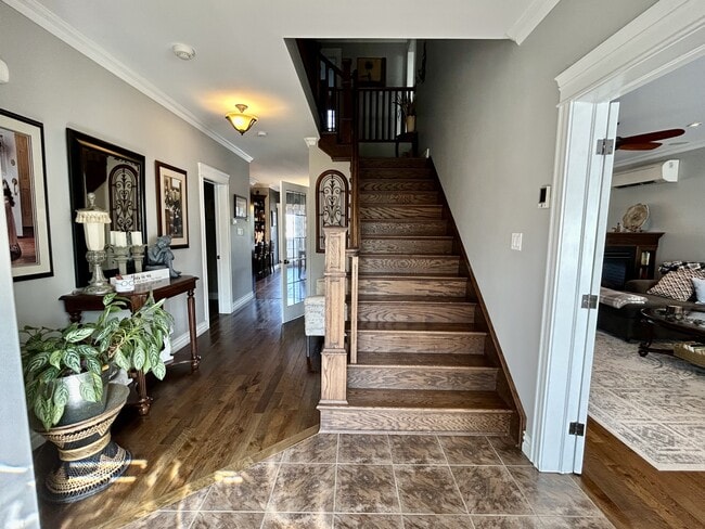 Building Photo - 76 Hollyberry Dr