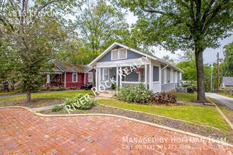 Building Photo - 4816 Kenyon Dr