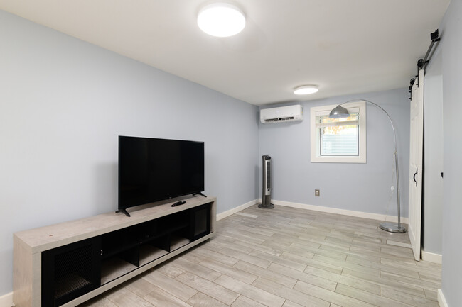 Foto del edificio - 7302 29th Ave SW