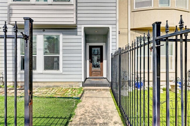 Foto del edificio - 5507 Darling St