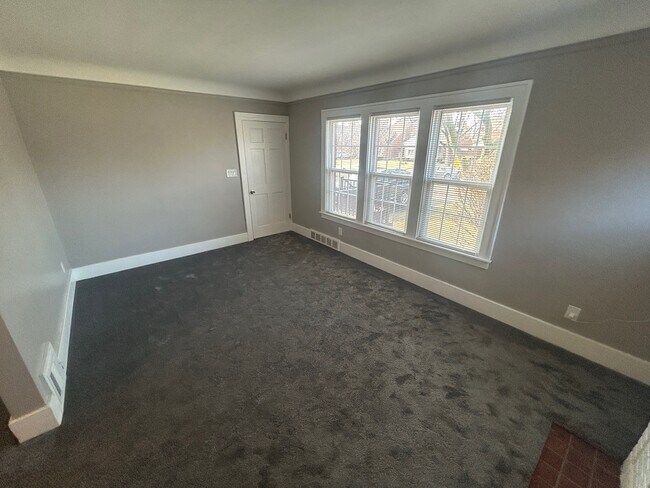 Foto del edificio - 14716 Archdale St