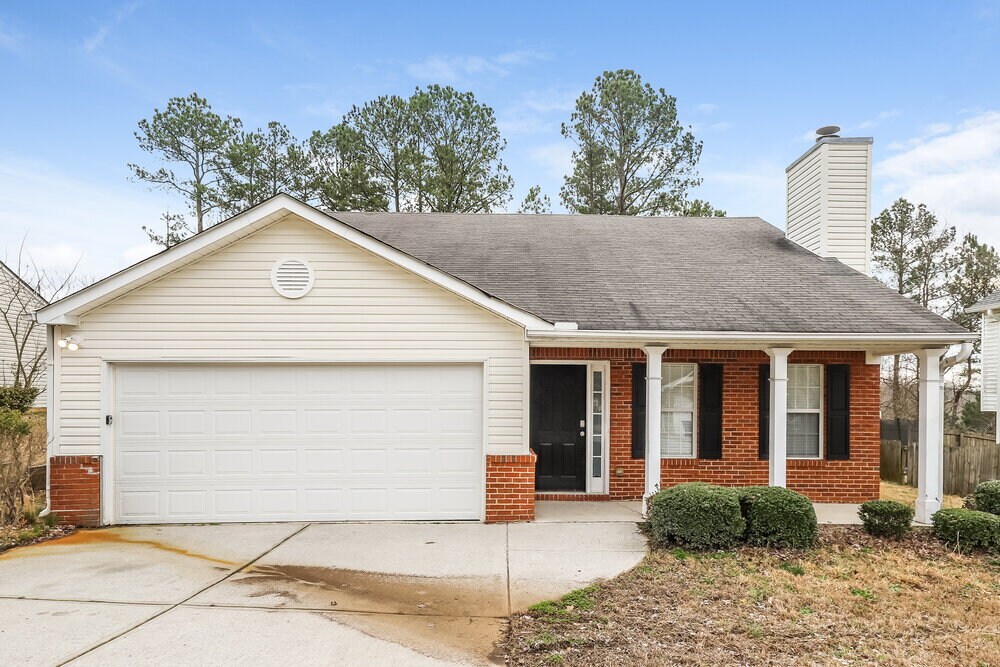 Primary Photo - 212 Bainbridge Cir