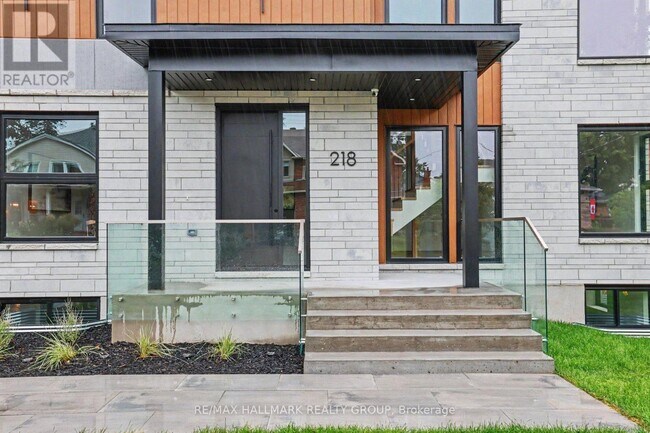 Building Photo - 218 Woodland Ave