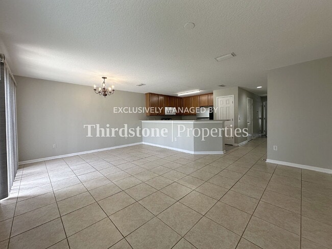 Building Photo - 1036 N Black Cherry Dr
