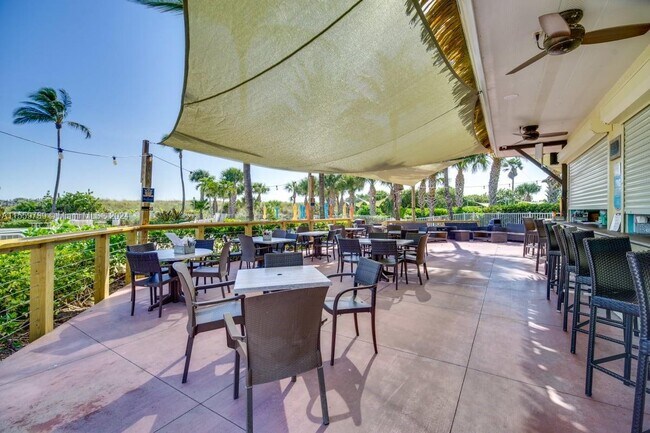 Building Photo - 2400 S Ocean Dr