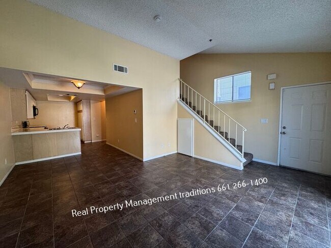 Foto del edificio - ***FIRST MONTH FREE RENT*** 2 plus 2 condo...