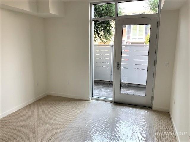 Foto del edificio - 2655 Bush St