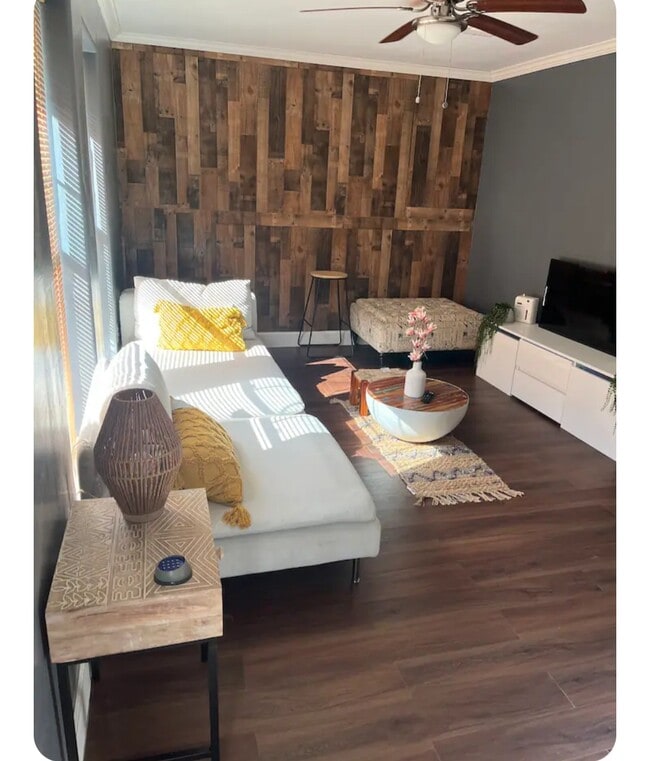 Photo - 6222 Foster St Townhome