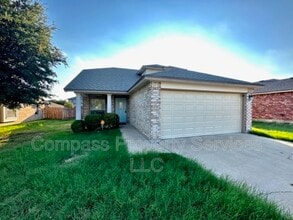 Building Photo - 10124 Barton Creek Dr