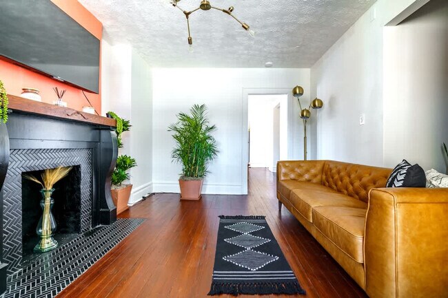 Foto del edificio - 33-33 Lundy St