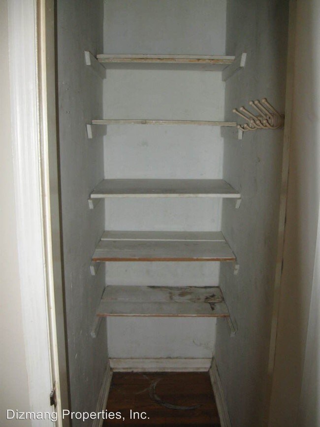 Foto del edificio - 1426 N Broadway Ave