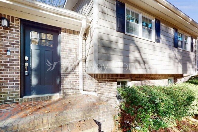 Foto del edificio - 3312 Ben Hill St SW