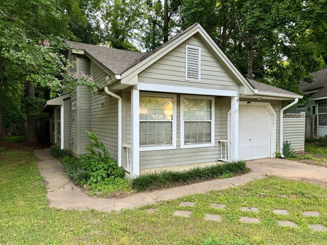 Primary Photo - 3607 McCuiston Rd