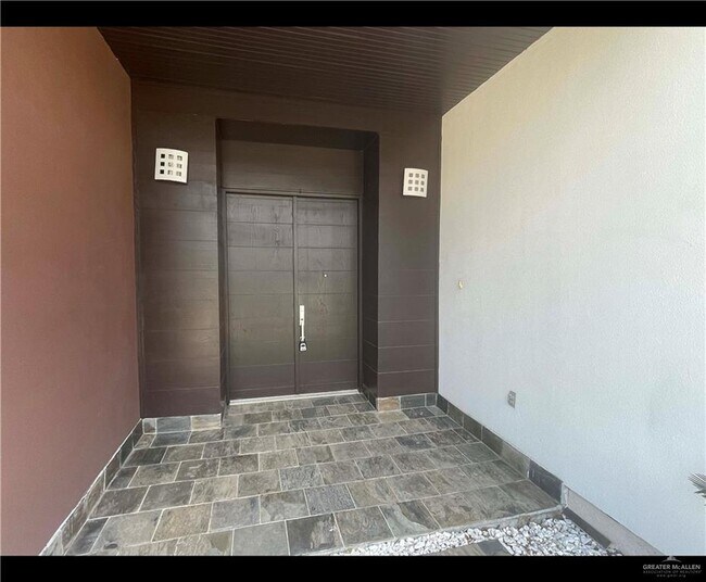 Foto del edificio - 23 E St