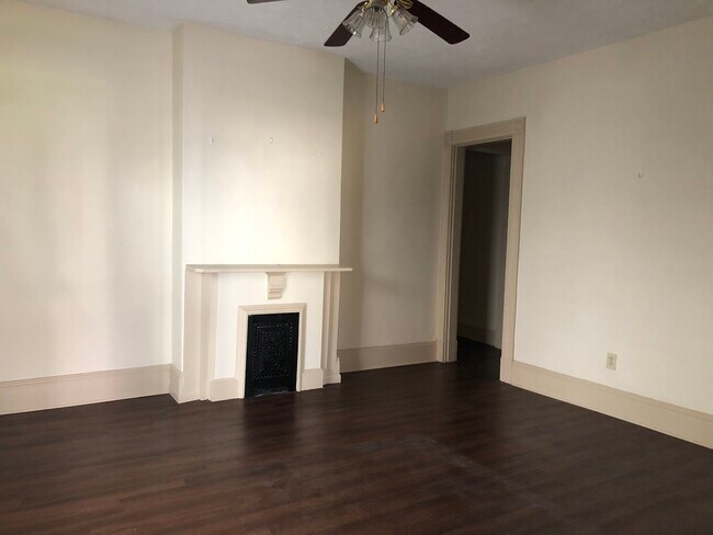 Living Room - 730 N Wayne St