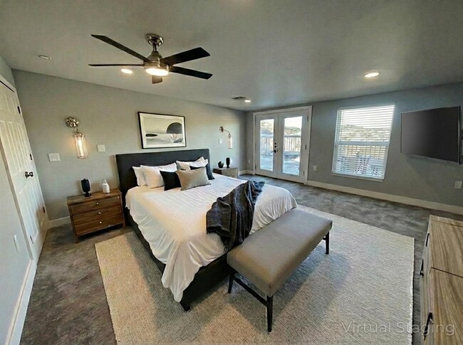 Building Photo - Newly Renovated 3 bedroom 4 bath - 2 Car Garage and Shoppe - The VIEW!!!