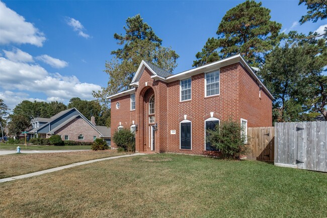 Foto del edificio - 19026 Owen Oak Dr