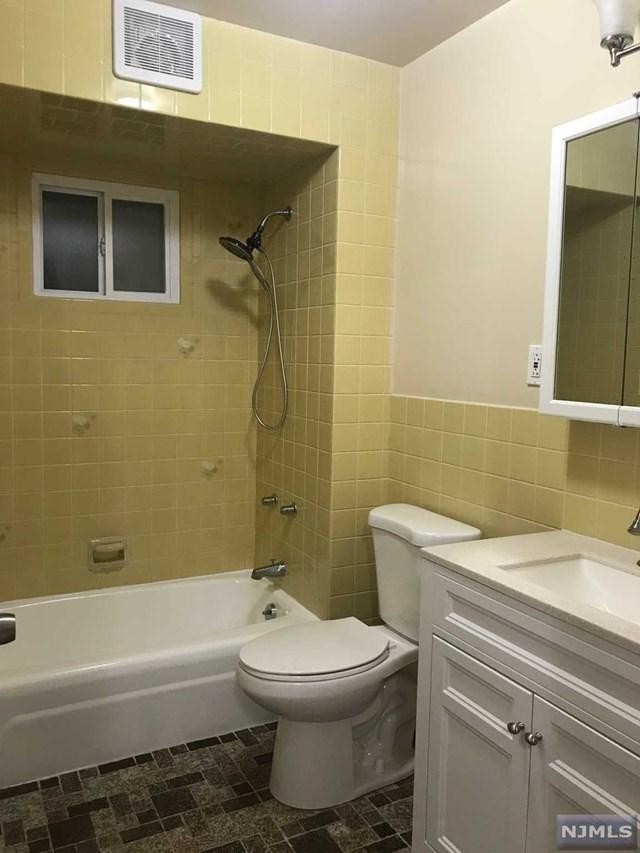 Building Photo - 4 bedroom in Kearny NJ 07032