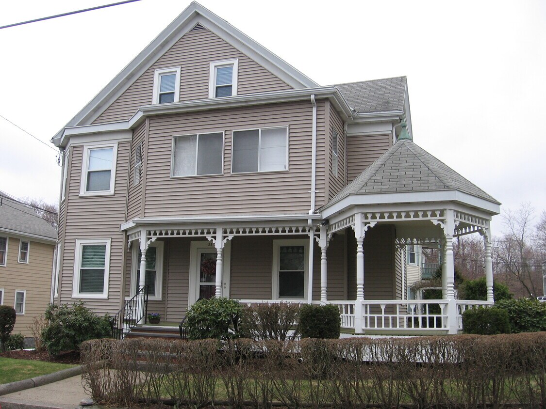 Primary Photo - 23 Cranch St