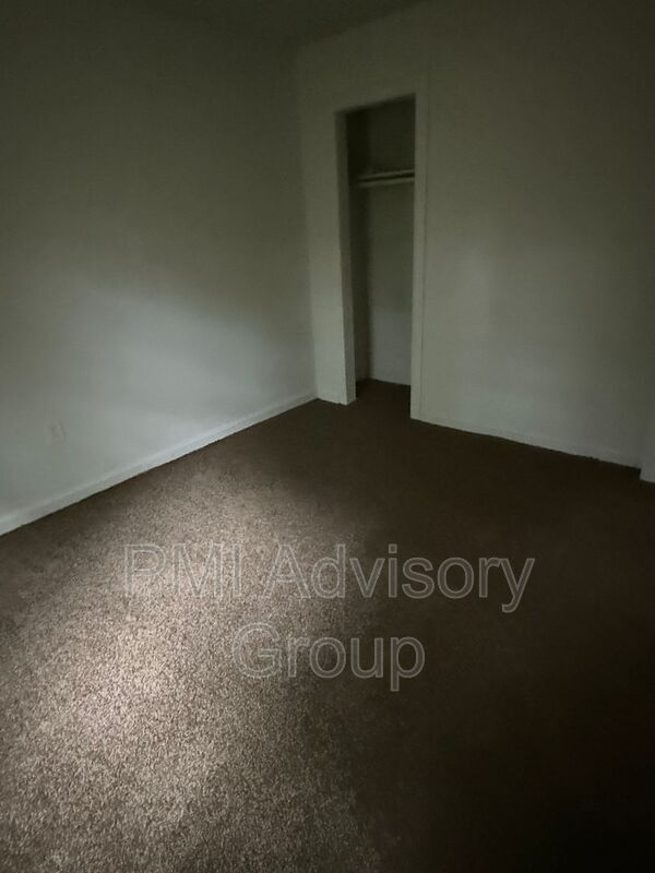 Foto del edificio - 504 SE 35th St