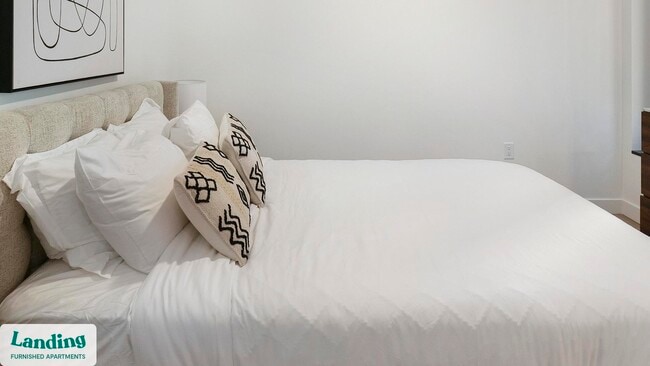 Building Photo - 632 Howard Rd SE