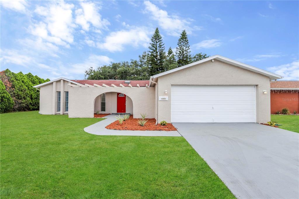 Foto principal - 8303 Broken Willow Ln