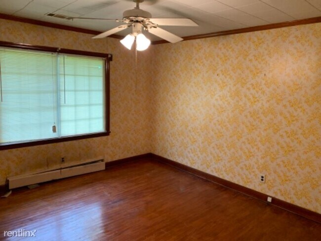 Building Photo - 3 br, 2 bath House - 624 North Avenue
