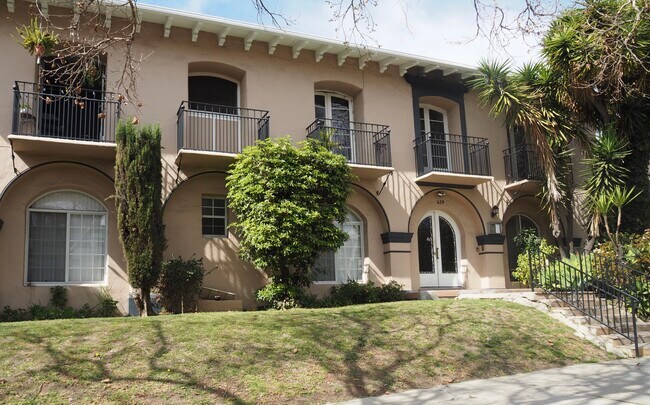 Building Photo - 439 N Van Ness Ave